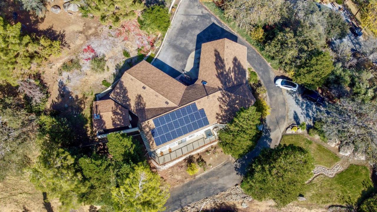 ת'רי ריברס Secluded Mtn Top Family Haven W/Views Spa & Arcade מראה חיצוני תמונה